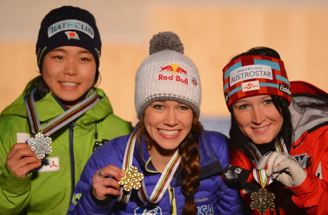 SOCHI 2014 - Salto con gli sci - NH femminile