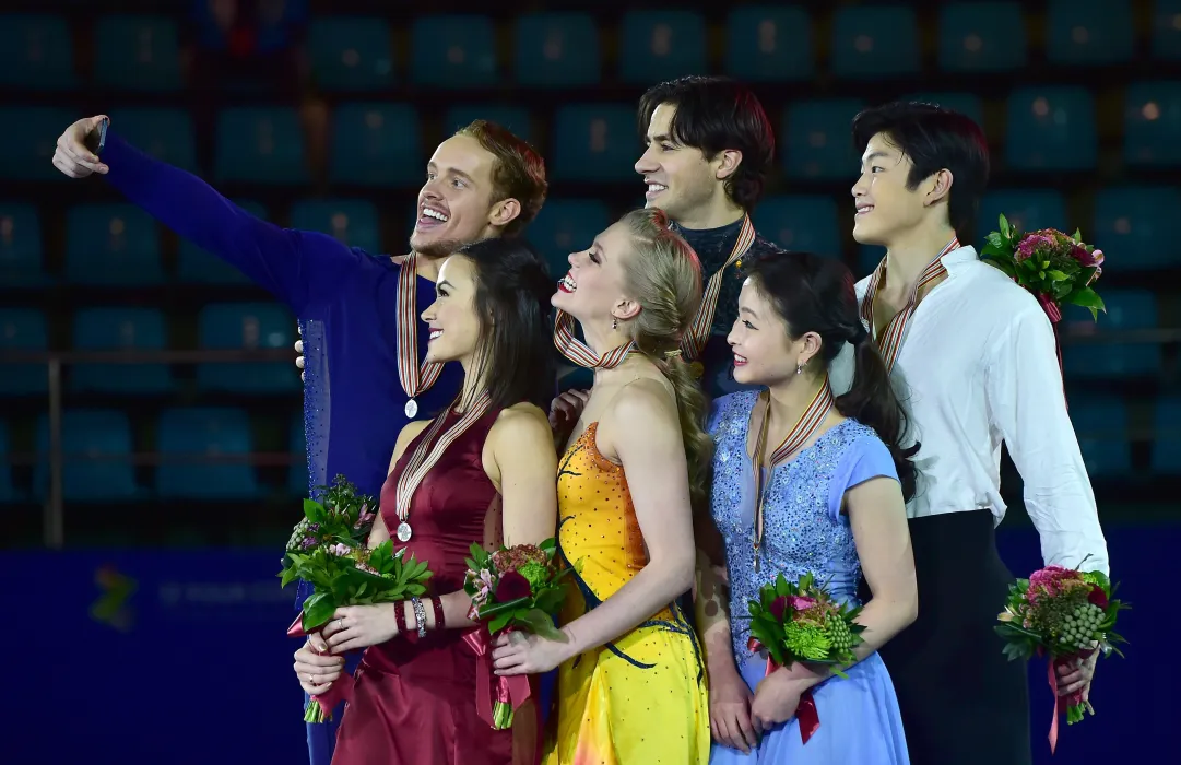 Weaver/Poje trionfano in rimonta nella danza dei Four Continents