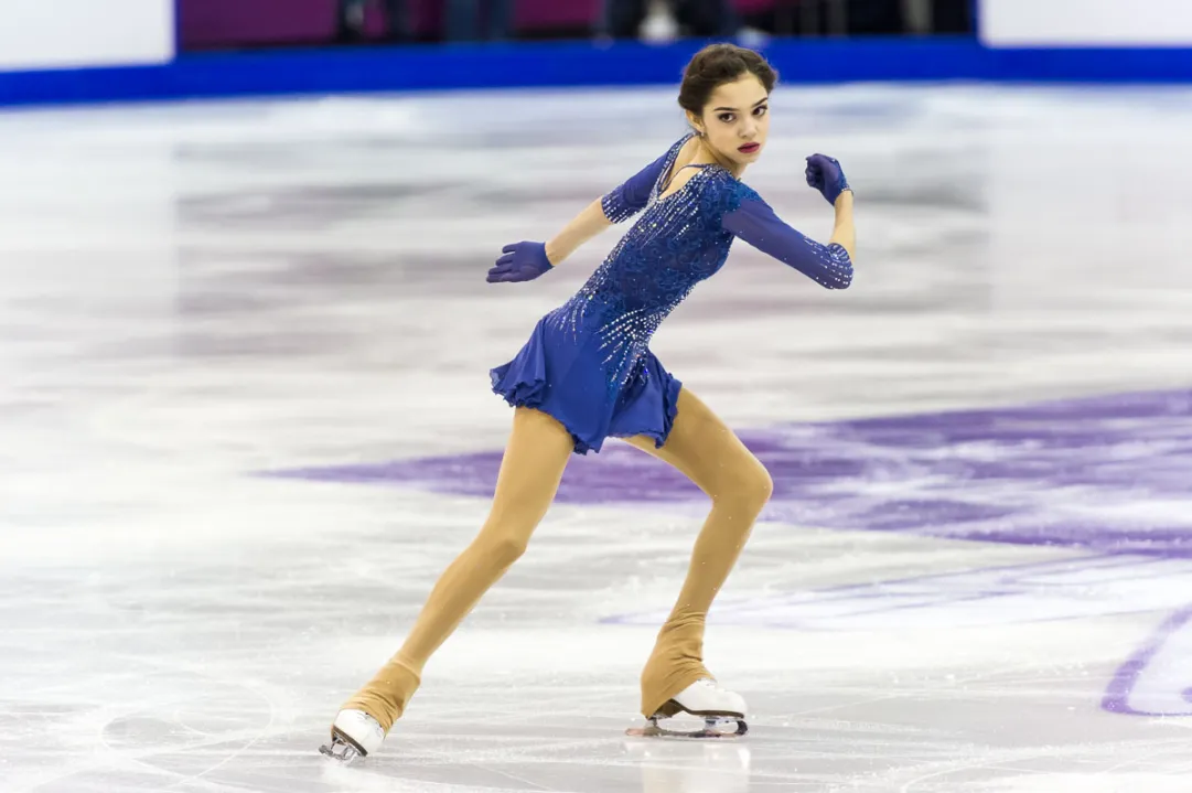 Un'enciclopedica Evgenia Medvedeva vince per dispersione la finale del Grand Prix