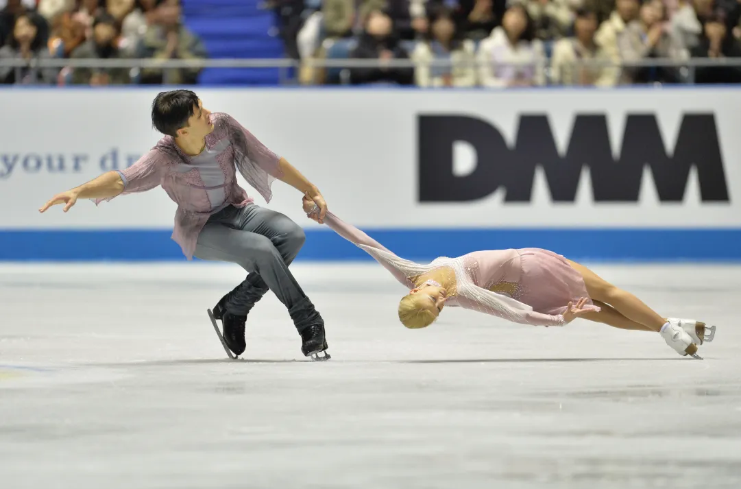 Prima uscita stagione per Volosozhar/Trankov