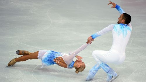 Maxim Kovtun domina il corto della Rostelecom Cup stabilendo il primato europeo