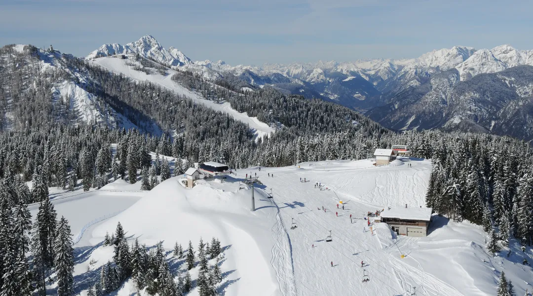 Tarvisio: La magia del Monte Lussari accesa dallo Ski by night