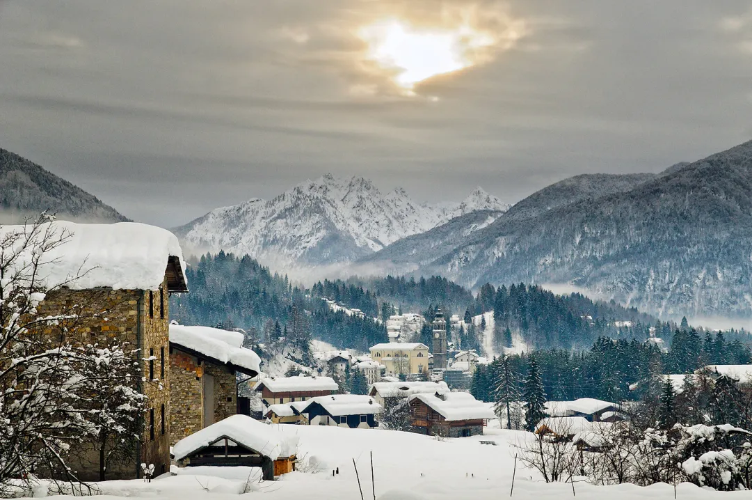 Forni di Sopra: un gioiello a misura di famiglia, immerso nelle dolomiti, patrimonio dell’UNESCO