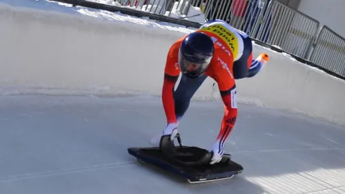 Elizabeth Yarnold precede Pikus-Pace ad Igls ed ipoteca la Coppa del Mondo