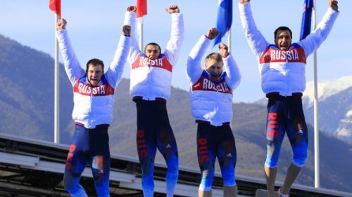 Alexander Zubkov centra la doppietta. Suo anche l'oro olimpico del bob a quattro. Bertazzo diciottesimo