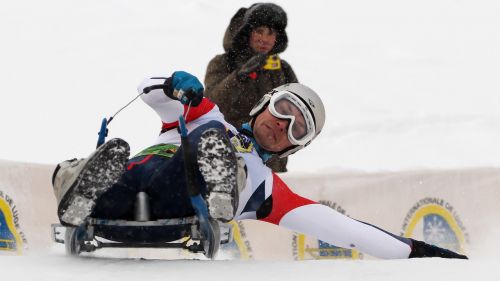 Aleksandr Egorov regala alla Russia la prima vittoria maschile nella storia dello slittino naturale