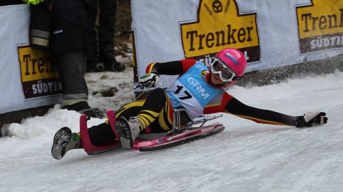 Storica vittoria tedesca nella prima gara stagionale della Coppa del Mondo Junior