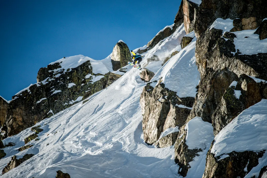 Swatch Freeride World Tour 2015 by The North Face: a Chamonix gara sospesa per nebbia. Luebke vince nello snowboard maschile