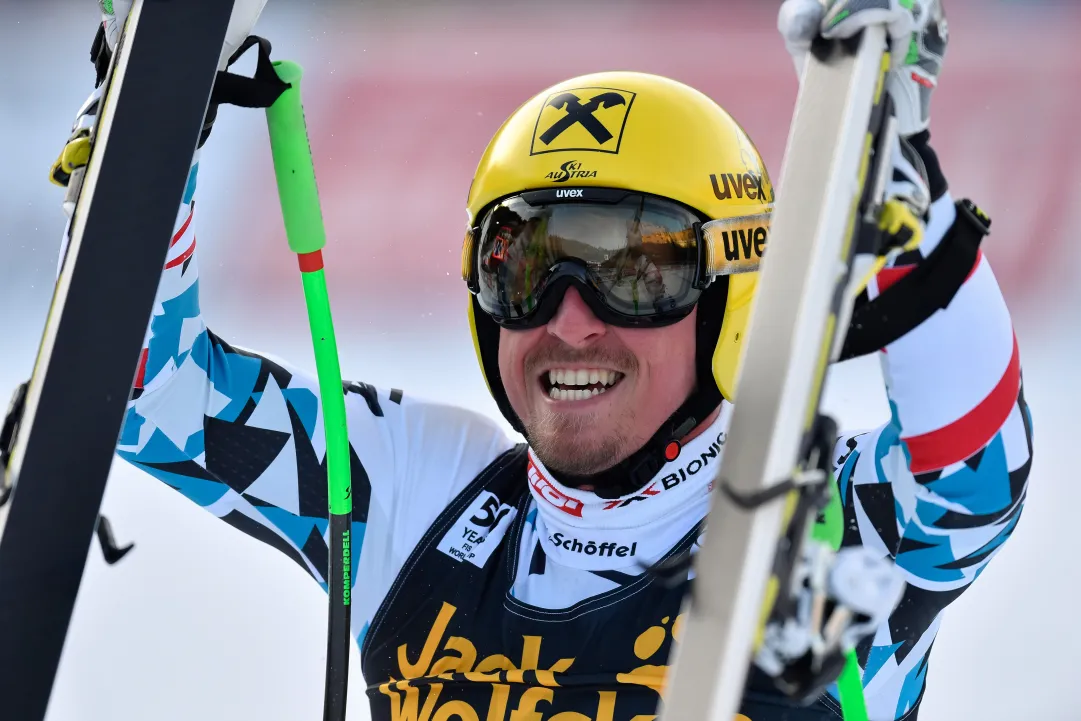 Franz: 'Ora un bel drink!'. Jansrud: 'Sbagliati sci'. Innerhofer: 'Sto migliorando sui piani'