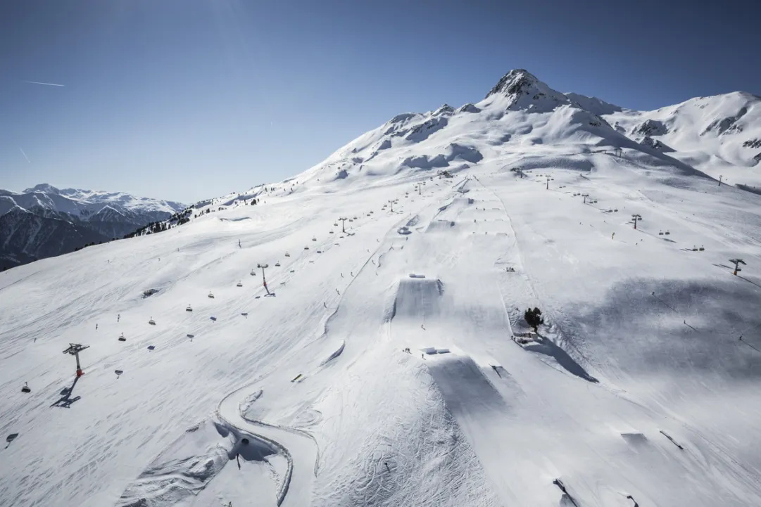 In Alta Val Venosta vi aspetta il nuovo setup dello snowpark Schöneben