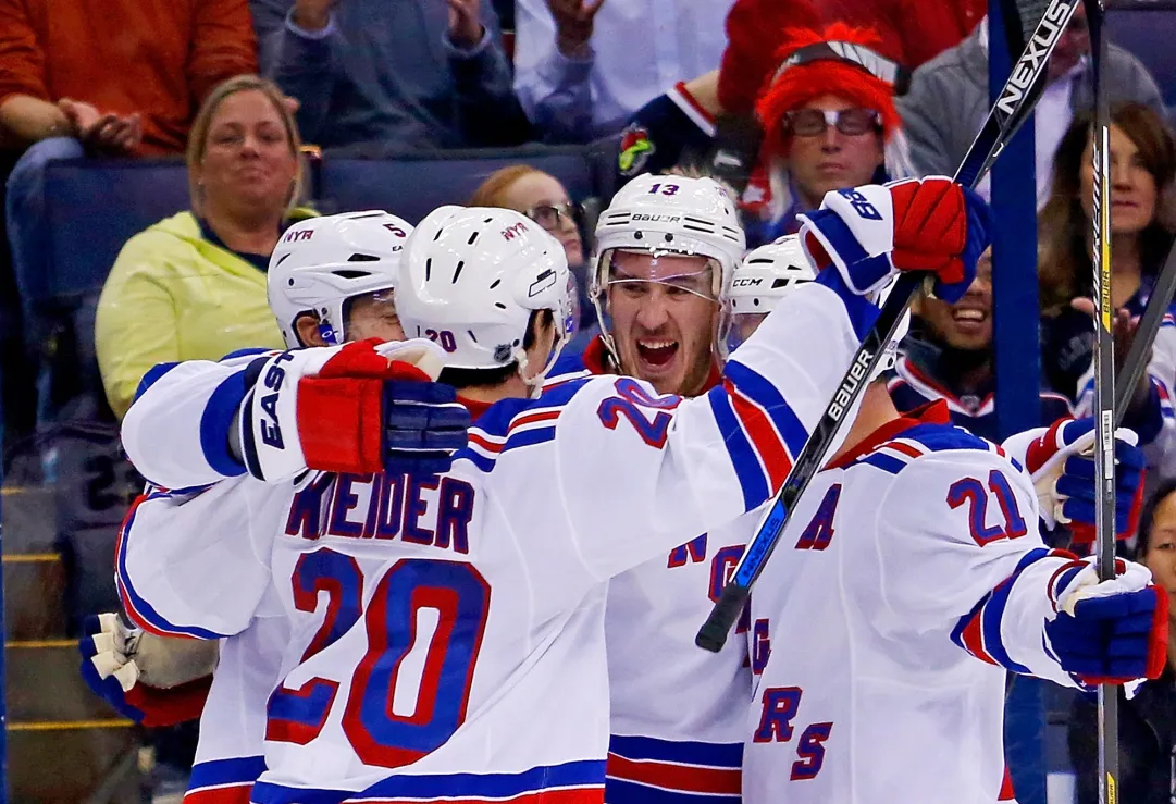 NHL - Rangers, che rimonta. Tre reti in 77 secondi per piegare Columbia