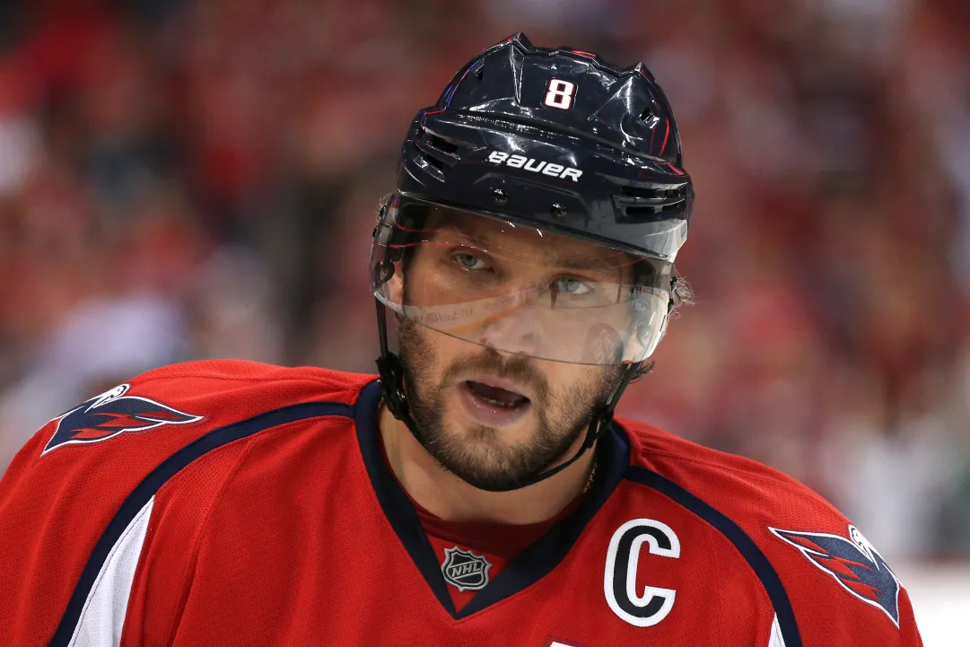 NHL - Ovechkin a forza 900 mentre Montreal vola