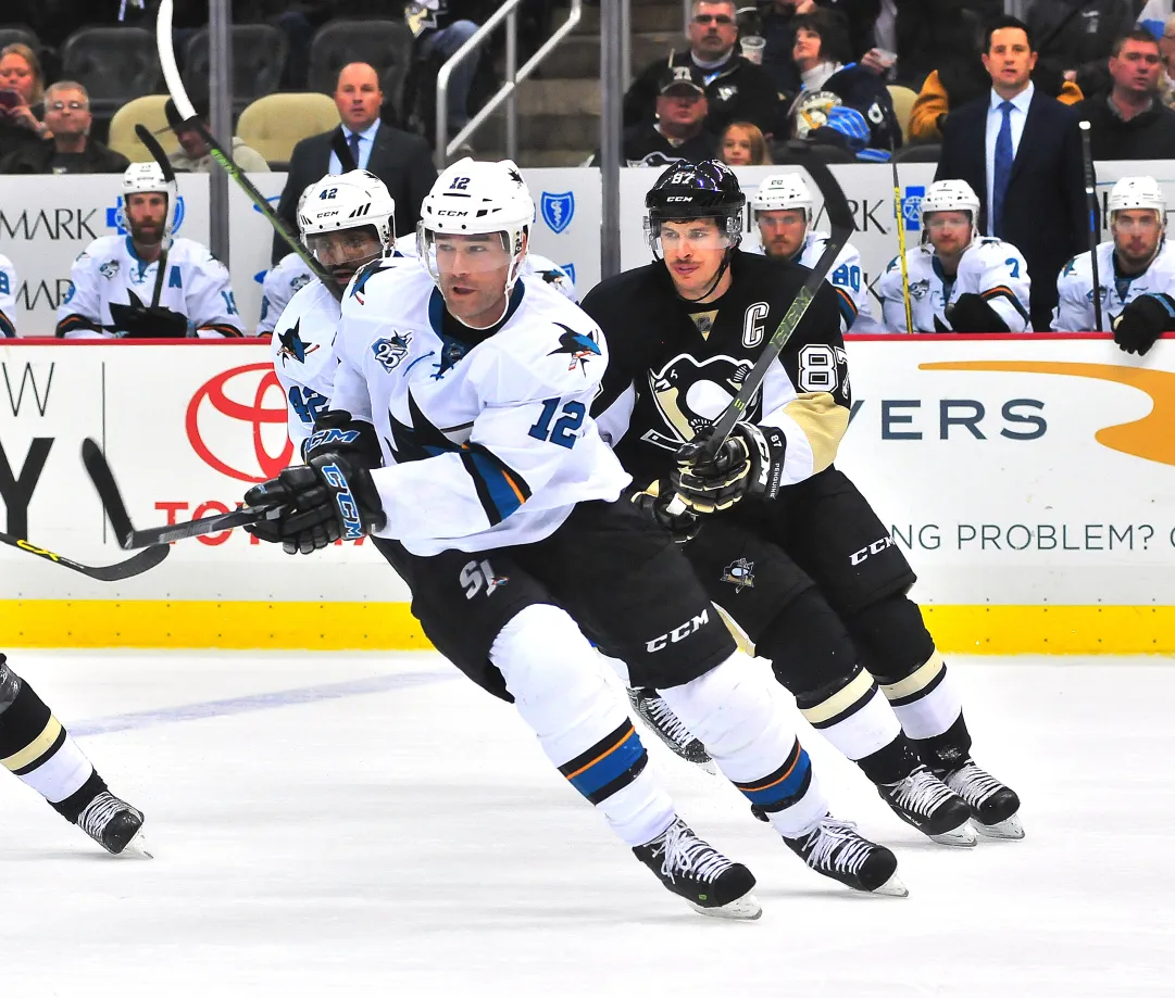 NHL - Sharks ancora corsari, 10 punti su 12 on the road