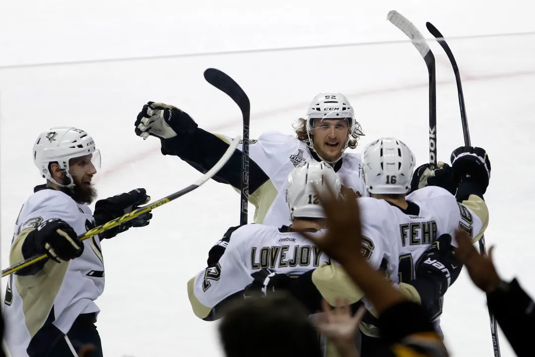 Stanley Cup: i Penguins a una vittoria dal quarto titolo