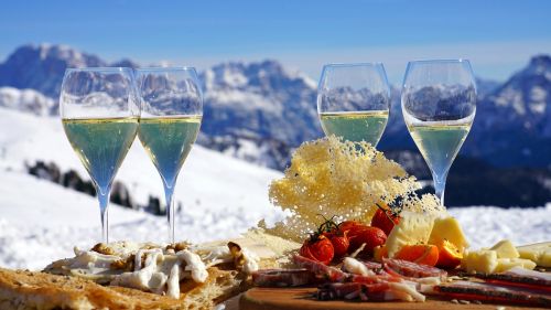 Happy Cheese, in Trentino torna l'aperitivo a base di formaggio