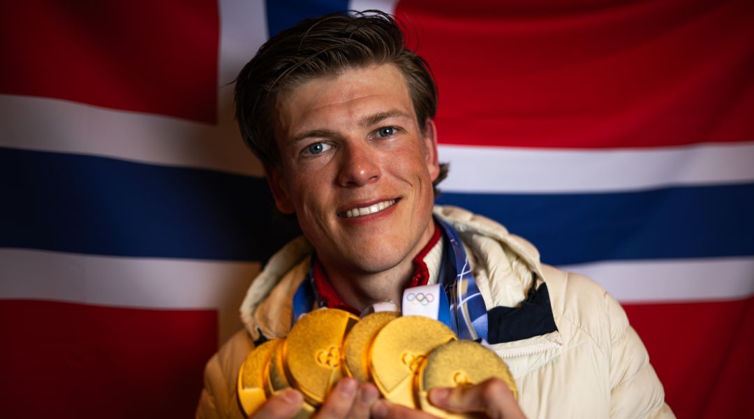 Klaebo signore dei Giochi e Norvegia da 18 ori e 41 medaglie: USA e Olanda al 2° e 3° posto, Italia pazzesca
