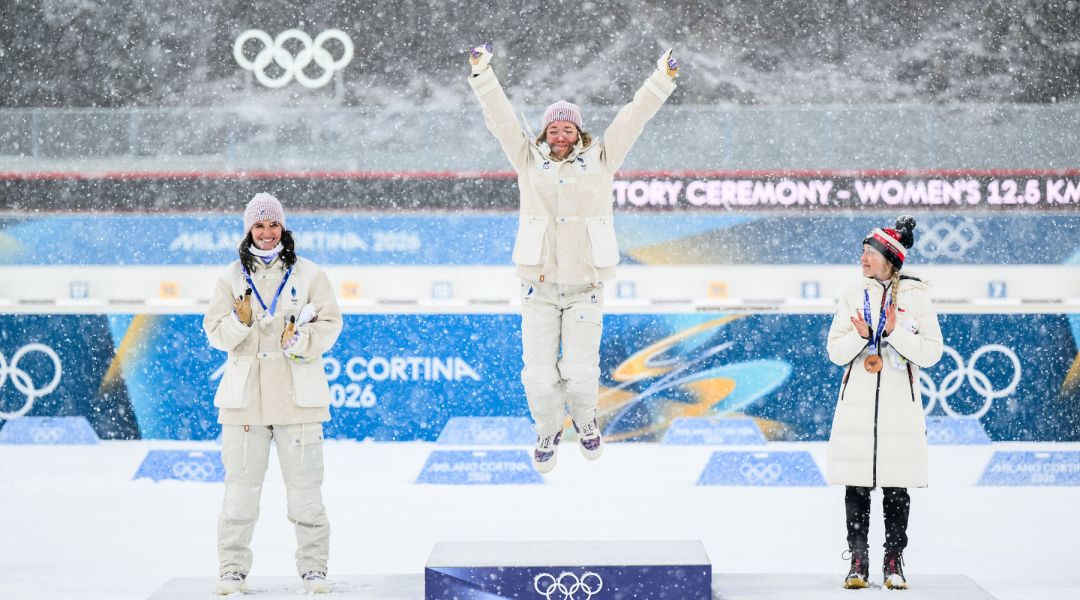 Italia da sogno, ma è sorpasso Olanda per il podio nel medagliere grazie allo speedskating. Francia super nel biathlon