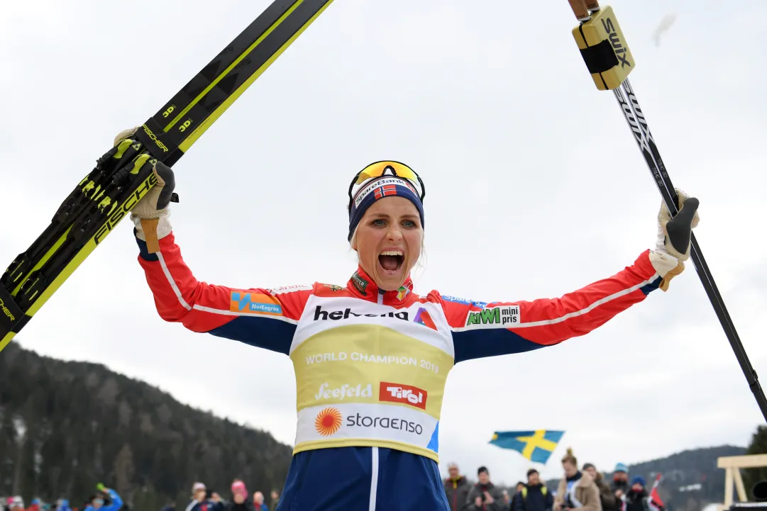 Therese Johaug batte Ebba Andersson nella 10 km di Falun, terza Heidi Weng