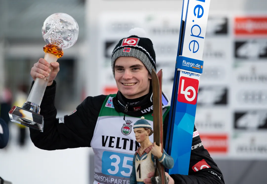 Marius Lindvik si conferma e conquista anche la qualificazione di Innsbruck