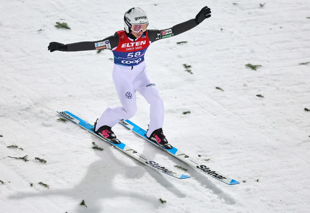 Invincibile Nika Prevc, è vittoria da record in Gara-1 a Lahti per entrare nella storia del salto con gli sci femminile