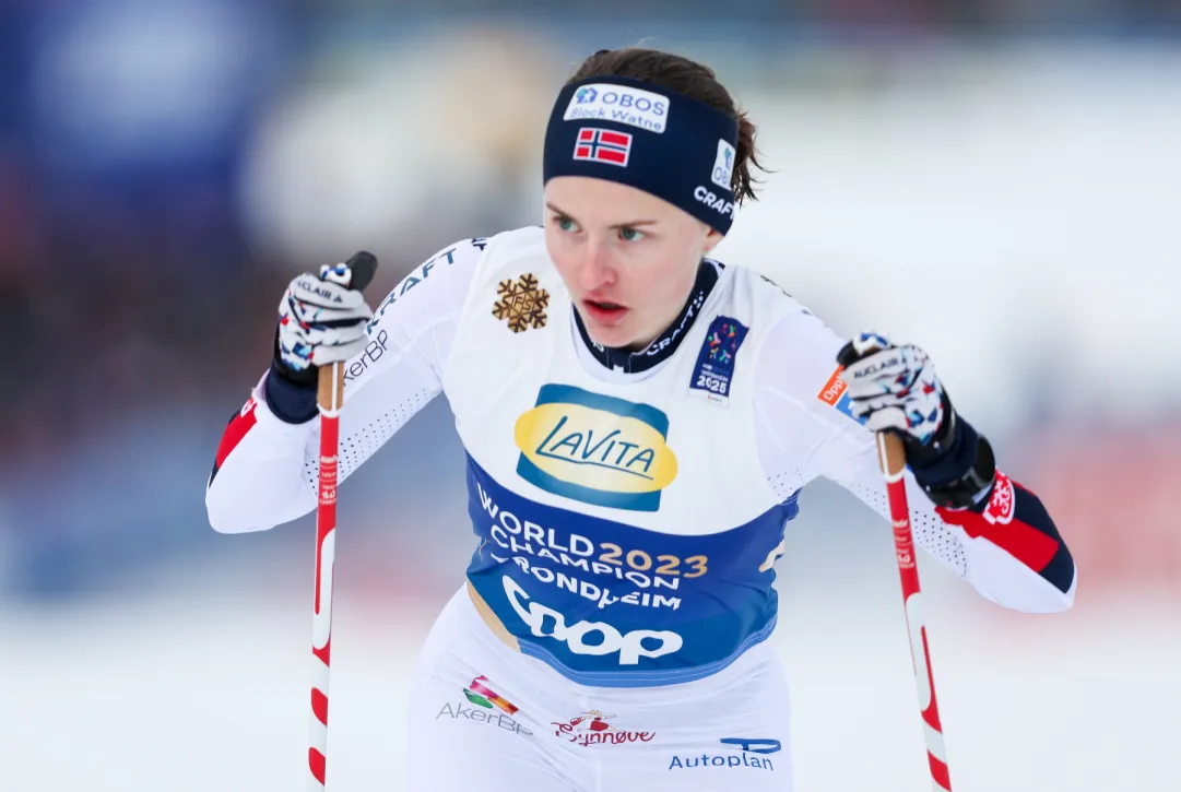 Gyda Westvold Hansen cala il tris iridato, la norvegese è oro nella Gundersen di Trondheim davanti ad Hagen