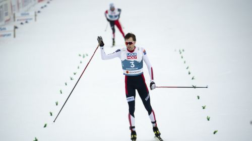 Combinata Nordica: Jarl Magnus Riiber trionfa nella prima gara di Klingenthal e vince la Coppa del Mondo