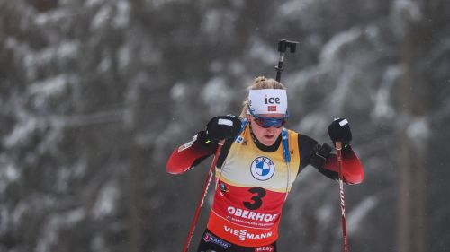 LIVE da Oberhof: Roeiseland parte davanti a tutte nell’Inseguimento femminile, Wierer 9a a 30” dalla zona podio