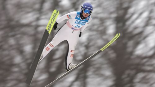 Mondinelli... c'è! La valsesiana è 3^ a metà gara dello slalom iridato guidato dalla solita Germane