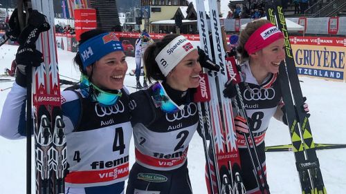 Heidi Weng vince la 10 Km in alternato della Val di Fiemme e annulla il distacco rispetto a Østberg