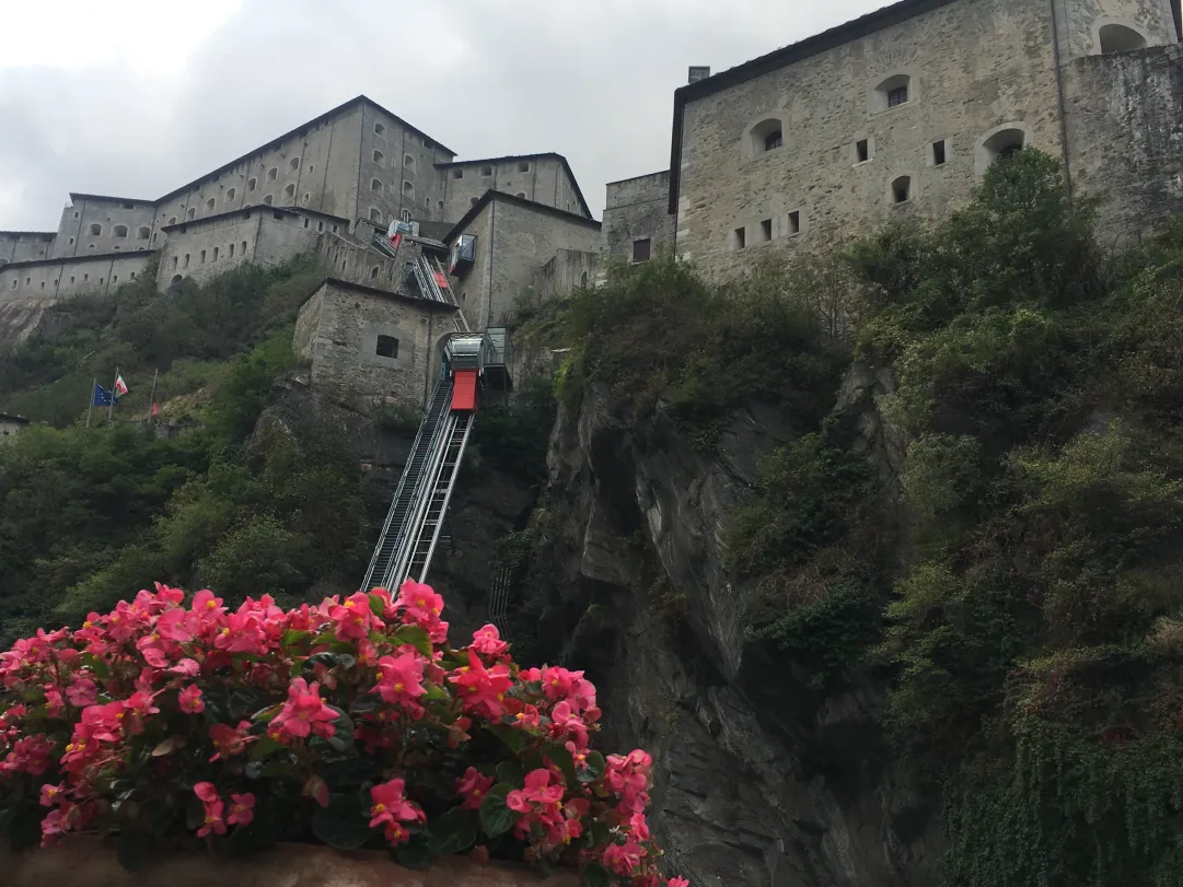 Bard (Aosta): successo per il 13°Marchè au Fort