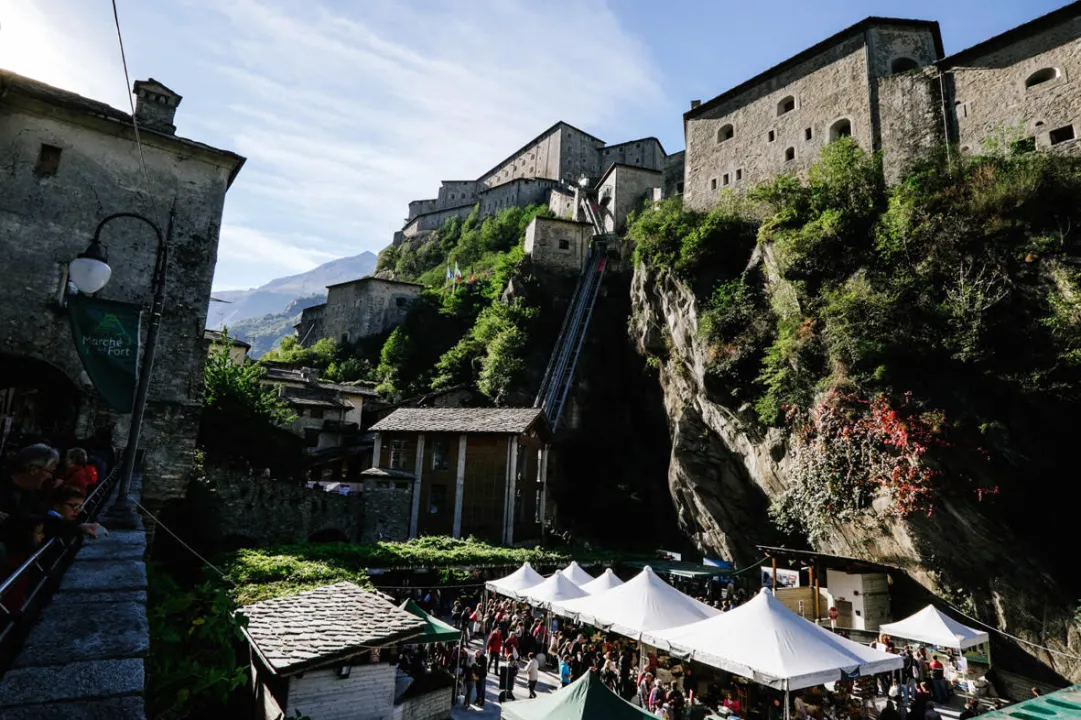 Forte di Bard: domenica 9 ottobre la 13° Marchè au Fort, la mostra delle eccellenze enogastronomiche della Valle d'Aosta