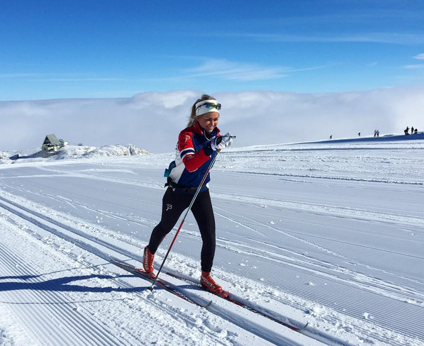 Emilie Kristoffersen inventa la gara della vita e sbanca Muonio. Lehtonen bis fra gli uomini