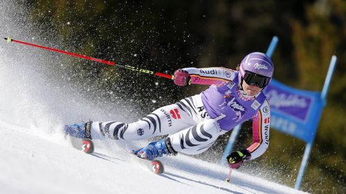 Start list Sölden donne: Rebensburg 1 Shiffrin 2 Bassino 3 Moelgg 4 Worley 5 Gut 6 Goggia 7 Vonn 32