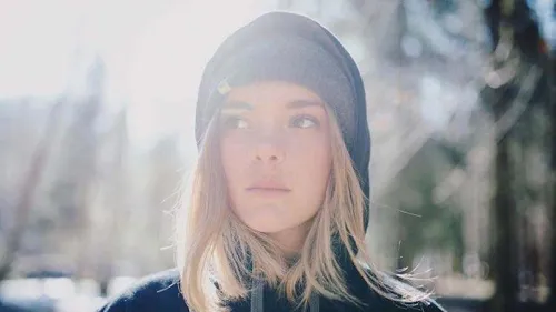 Morta nel giorno del suo 18° compleanno Ellie Soutter, promessa britannica dello snowboard