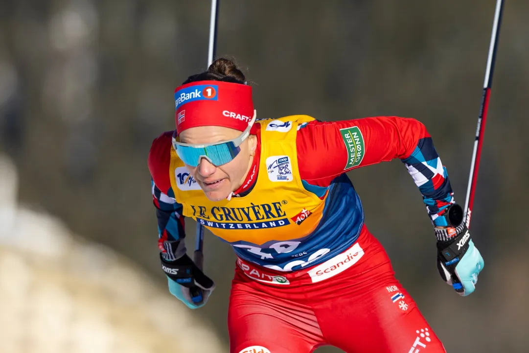 A 36 anni ecco la prima volta di Astrid Slind: la norvegese trionfa nella 20 km TC di Davos. Top 20 per Caterina Ganz