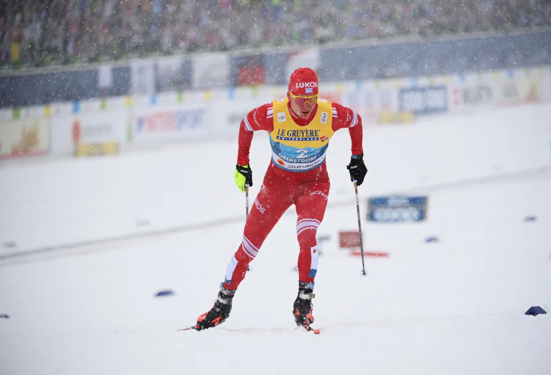 Tripletta russa nell'inseguimento TL di Ruka: Alexander Bolshunov firma il primo successo stagionale!