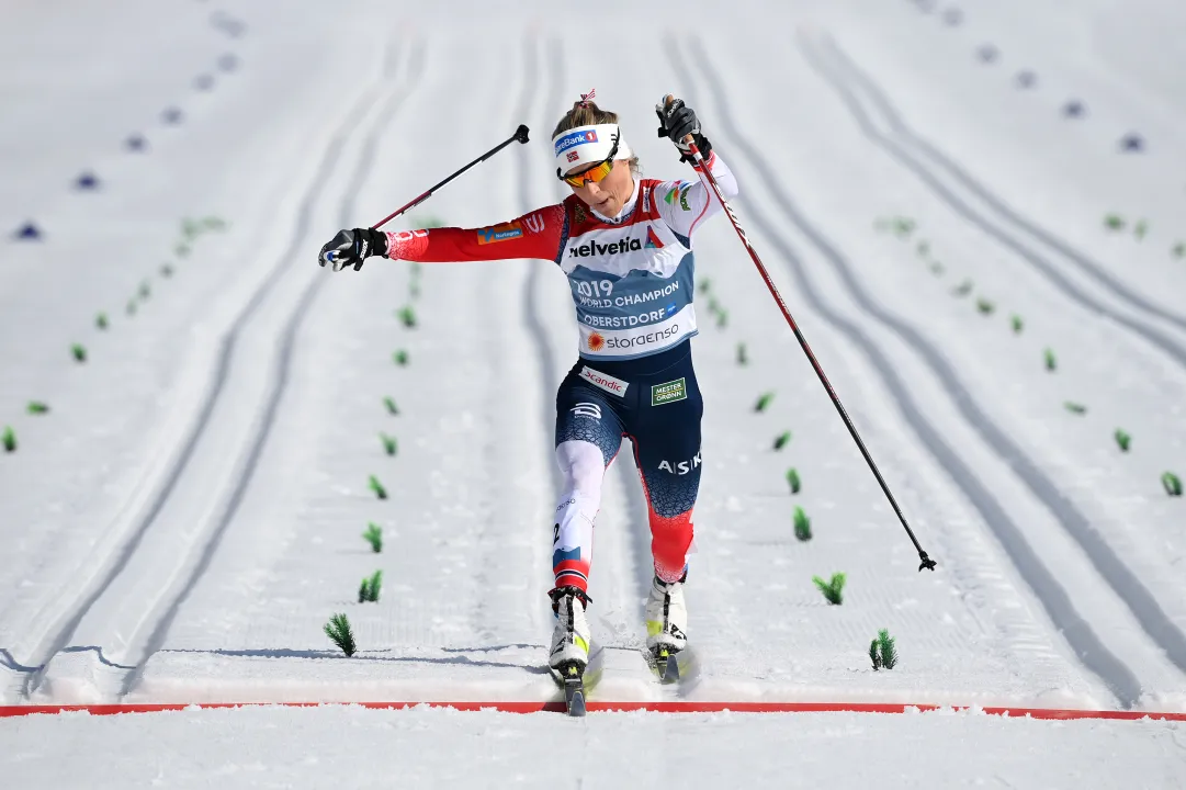 Therese Johaug completa la festa norvegese a Davos: sua la 10 km in skating!