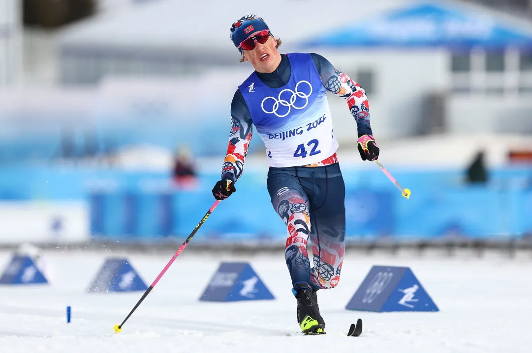 Assolo norvegese nella 10 km TC di Oberstdorf: Klaebo domina davanti a Krueger e Toenseth. Buon 9° De Fabiani