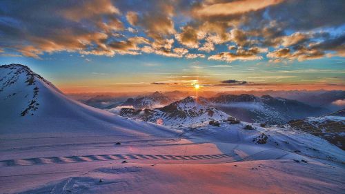 Ancora niente sci estivo sullo Stelvio: posticipata l'apertura della funivia 