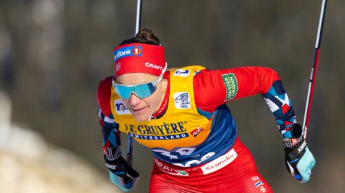 A 36 anni ecco la prima volta di Astrid Slind: la norvegese trionfa nella 20 km TC di Davos. Top 20 per Caterina Ganz