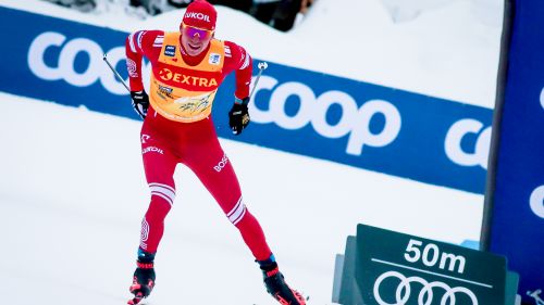 Alexander Bolshunov fa nove in Coppa del Mondo: trionfo nella 15 km in Engadina davanti ai norvegesi