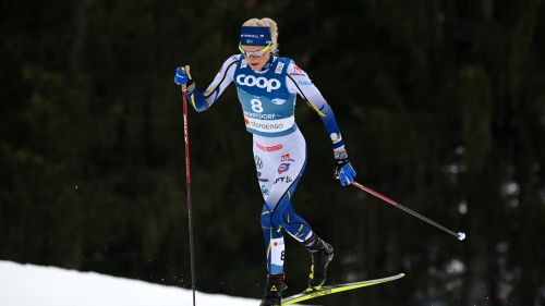 Frida Karlsson conquista la mass start TC di Lillehammer al termine di un duello mozzafiato con Tiril Weng