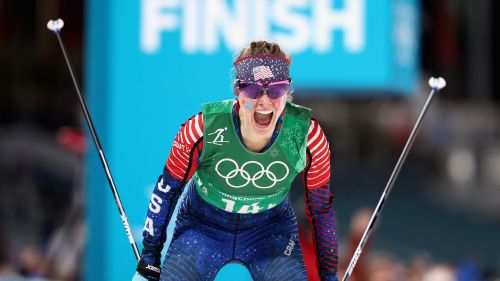 Stati Uniti show al Tour de Ski: Jessie Diggins trionfa davanti a Rosie Brennan nell'inseguimento femminile