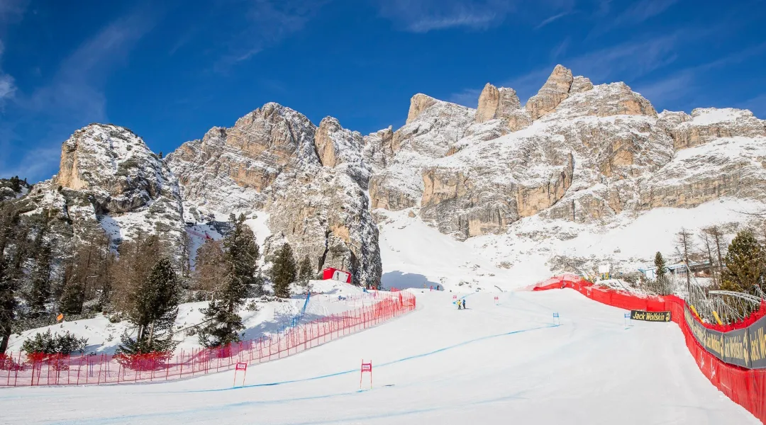 Le ore chiave per il Mondiale di Cortina, verso il 'ritorno' al 2021: entro domani la decisione