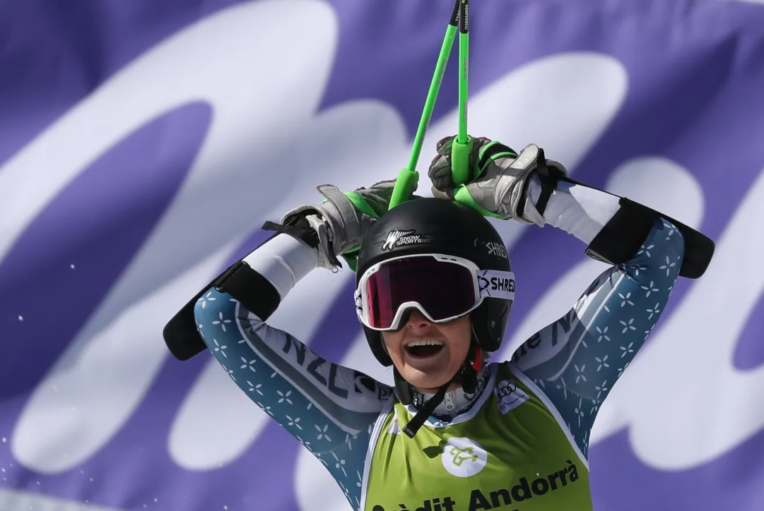 Alice Robinson domina anche in super-g: a Coronet Peak torna al successo Marchant, seconda gara all'olandese Meiners