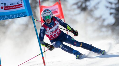 Odermatt dipinge un super-g straordinario a Saalbach e riapre la coppa, festa rinviata per Kriechmayr