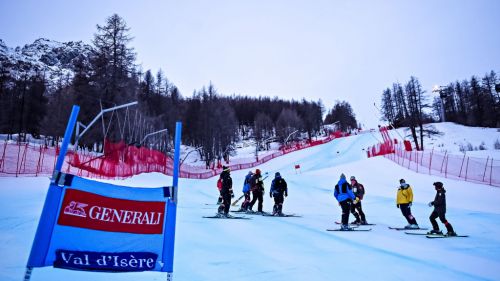 Pinturault su Zubcic e Odermatt nella prima in Alta Badia, disastro De Aliprandini subito fuori