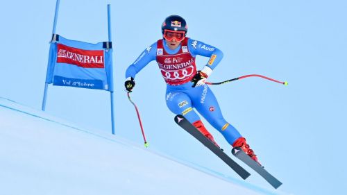 Il super-g di Val d'Isère è tutto azzurro: Goggia trionfa ancora, solo Mowinckel impedisce la tripletta