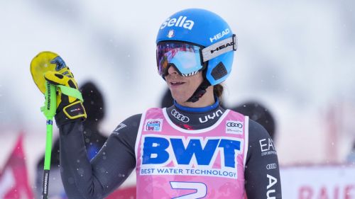 Nella bufera di Sankt Moritz i lampi sono azzurri: Curtoni in trionfo, è doppietta con Goggia