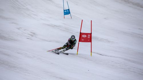 Ragnhild Mowinckel davanti nella prima prova di Cortina d'Ampezzo